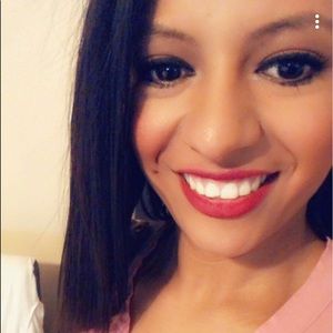 Meet your Posher, Cindy